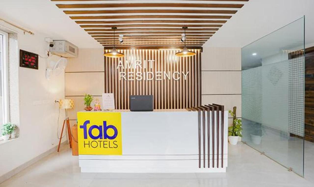Fabhotel Amrit Residency Gurgaon Buitenkant foto