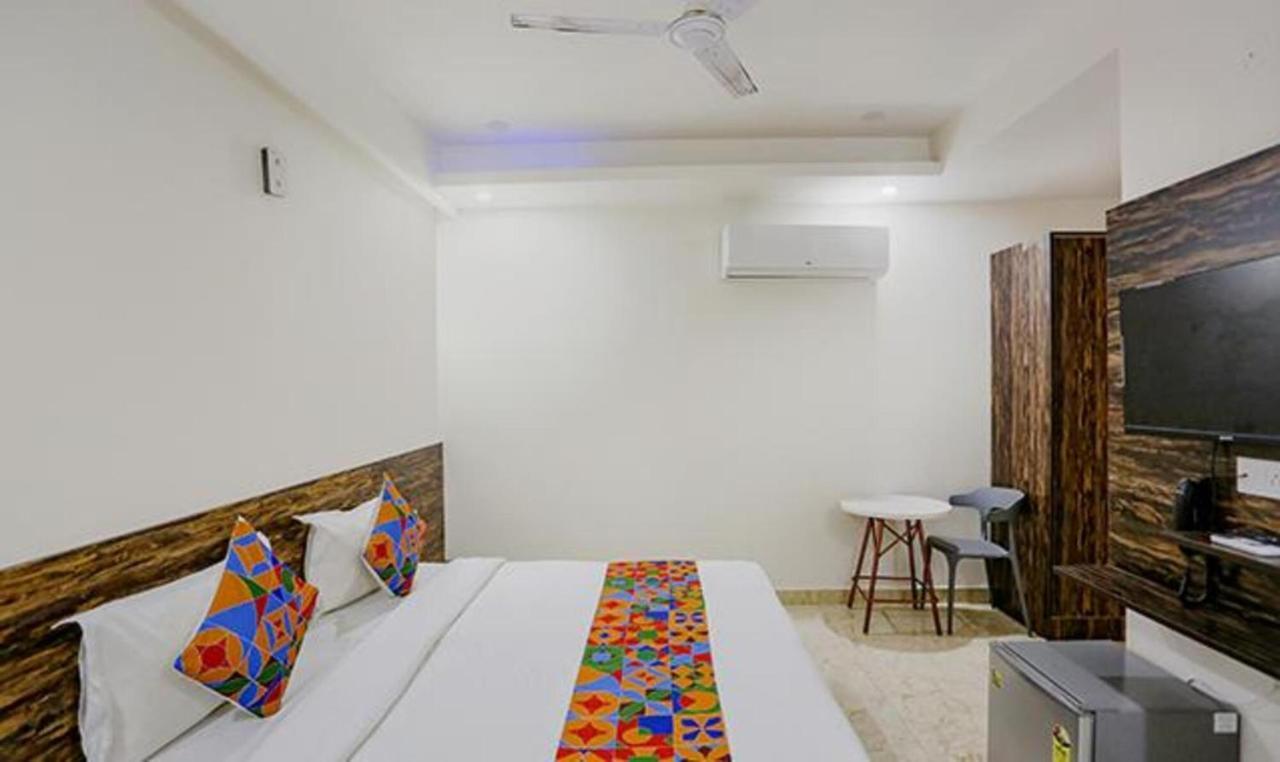 Fabhotel Amrit Residency Gurgaon Buitenkant foto