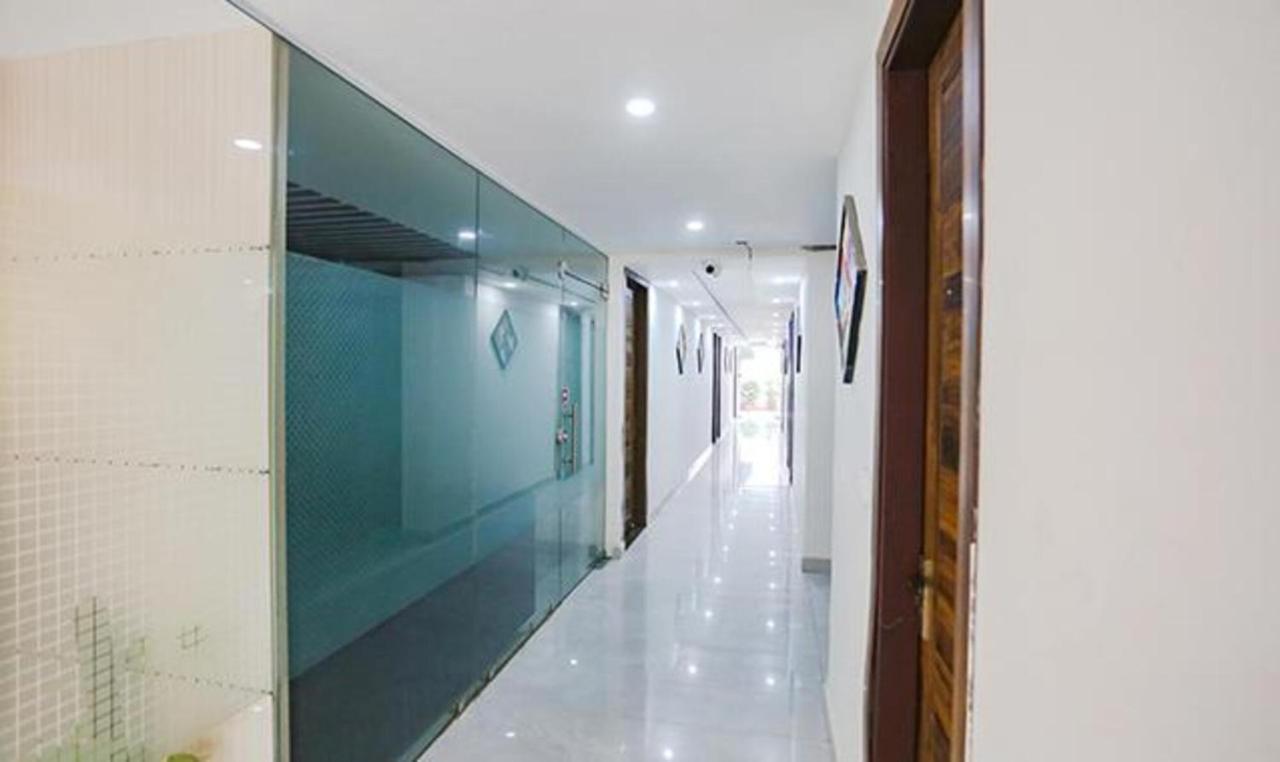 Fabhotel Amrit Residency Gurgaon Buitenkant foto